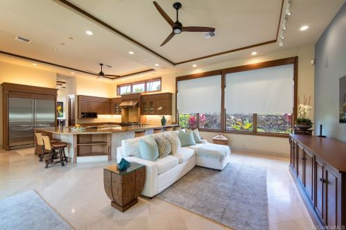 4550 Kahala Ave, Honolulu HI  96816-4924 exterior