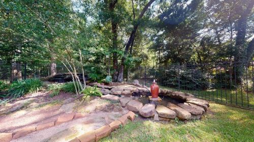 8760 Skyline Ln, Conroe TX  77302-3458 exterior