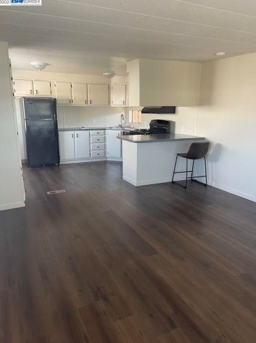 3913 Castro Valley Blvd, Hayward CA  94546-6000 exterior