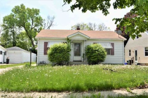 2220 Van Wie Ave, Rockford, IL 61103-3848