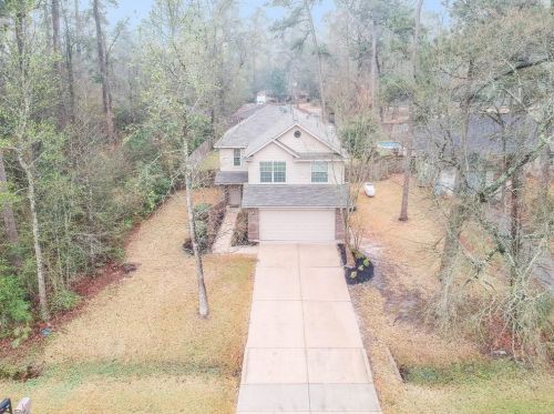 1517 Glen Oaks Dr, Conroe, TX 77385-9612