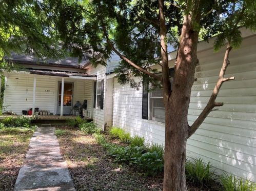 529 Claude Scott Rd, Holly Springs, GA 30115-7535