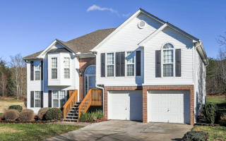 57 Indian Hills Dr, Rydal, GA 30171-1659