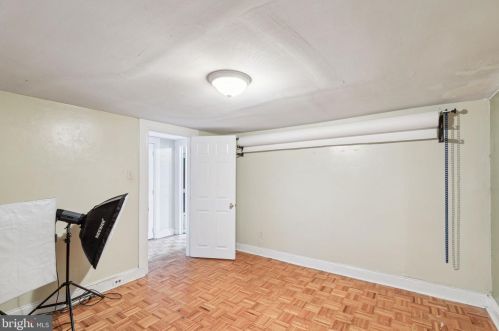 627 16th St, Philadelphia PA  19130-3415 exterior