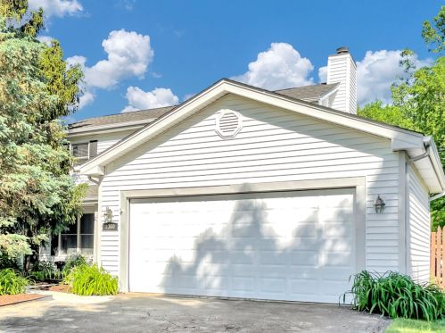 1060 Thornewood Ln, Barrington Hills, IL 60102