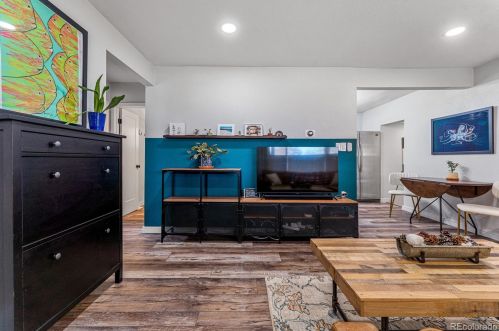 4121 Pearl St, Englewood CO 80113-4740 exterior