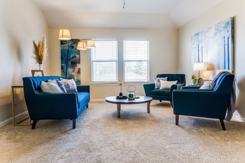 4406 Carlton Dr, Garland TX 75043-7299 exterior