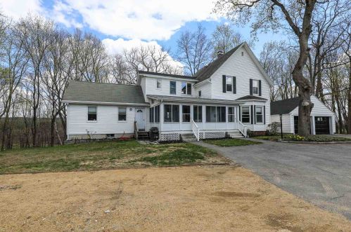 26 Hillcrest Ave, Concord, NH 03301-4618