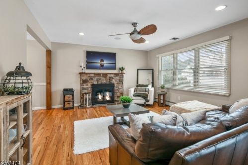 42 Corey Rd, Roxbury Township, NJ 07836-9600