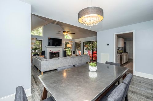 1 Lake Village Ln, Isle Of Palms SC  29451-2713 exterior