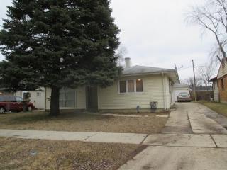 87 Wayne Pl, Wheeling, IL 60090-4631