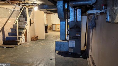 235 Howard Ave, Lancaster PA  17602-3603 exterior