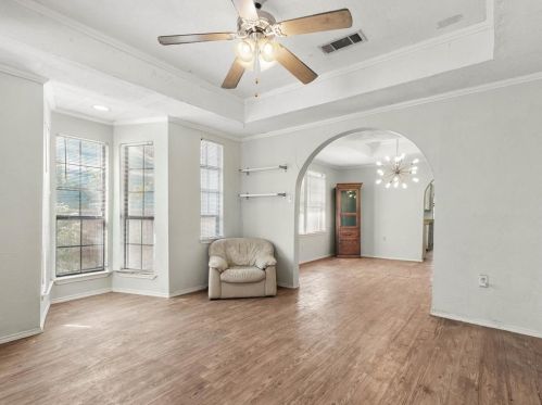 1212 Lilac St, Fort Worth TX  76110-2039 exterior