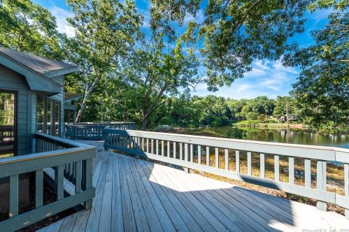 1085 Long Cove Rd, Gales Ferry, CT 06335-1813