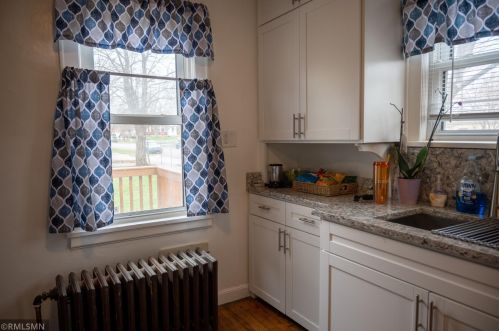 1055 Farrington St, Saint Paul MN  55117-5103 exterior