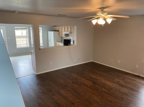 7580 Kings Trl, Fort Worth TX  76133-8346 exterior