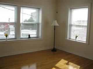 518 7th St, Tacoma WA  98402-2202 exterior
