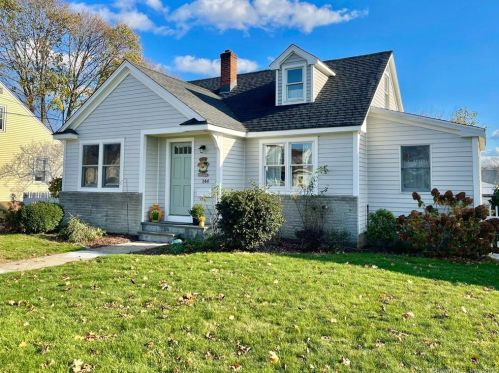 144 Eastern Pkwy, Milford, CT 06460-4932