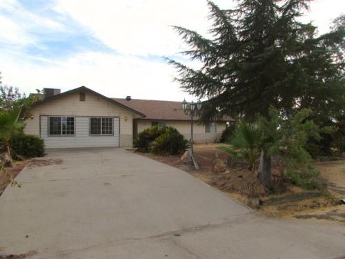 34686 Bonadelle Ave, Madera, CA 93636-7927