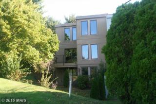 1806 Shore Ct, Herndon VA  20190-4826 exterior
