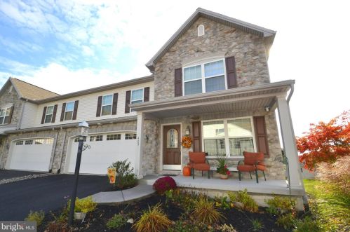 405 Redbud Ct, Harrisburg, PA 17110-3980