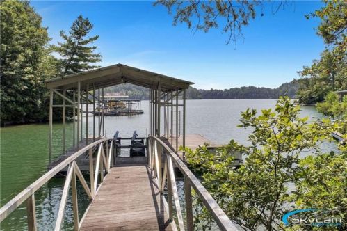 916 Longshore Dr, Salem, SC 29676-2631