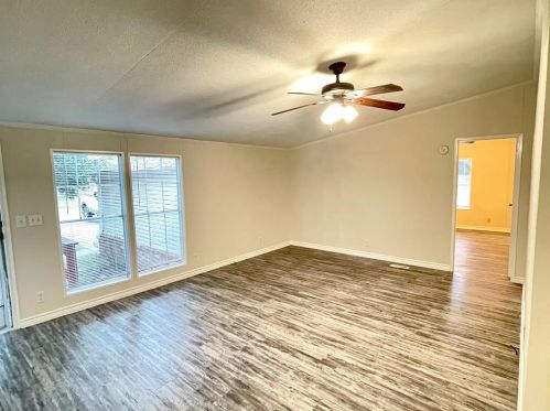 16288 Wrangler Ave, Conroe TX  77302-5463 exterior