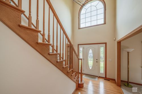 4811 Fesseneva Ln, Naperville, IL 60564-5839