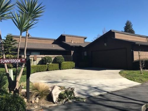 632 Sunnybrook Cir, Turlock, CA 95382-0976