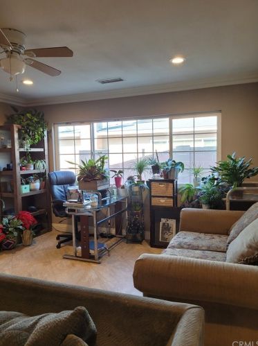 701 Rose St, Anaheim CA  92805-2035 exterior