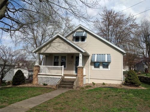406 Sparta St, Steeleville, IL 62288-1542
