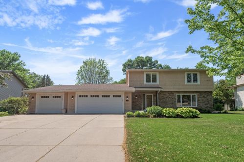 9140 Hyland Creek Rd, Minneapolis, MN 55437-1908