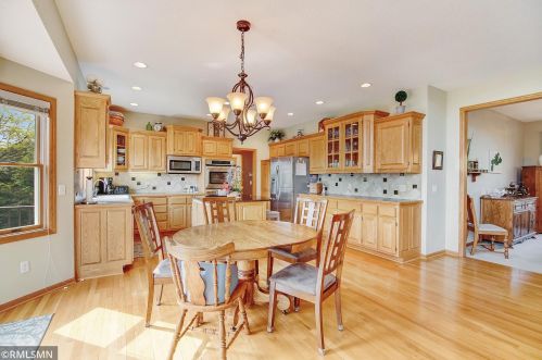 10098 Bridgewater Pkwy, Saint Paul MN  55129-8576 exterior