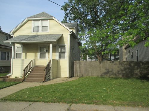 13821 Park Ave, Dolton, IL 60419-1024