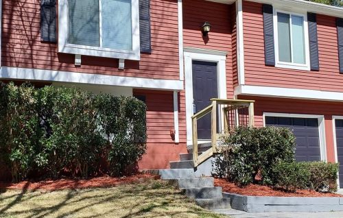 4073 Overland Trl, Lithonia, GA 30039-3952