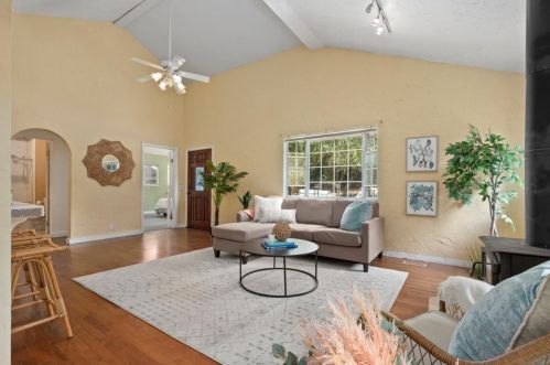 149 Brookside Dr, Big Basin, CA 95006-9712