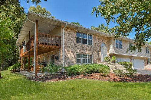 959 Elderberry Cir, Naperville, IL 60563-9756