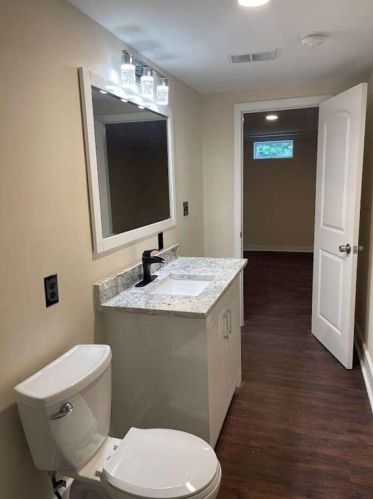 221 Cross Gate Dr, Marietta GA  30068-3921 exterior