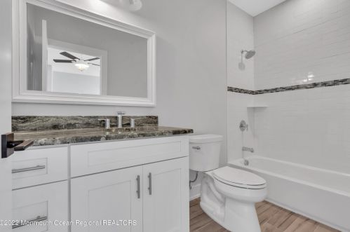 19 Sturgis Rd, Lavallette NJ 08735-2843 exterior