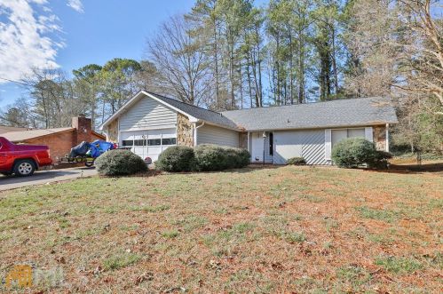 4285 Reef Rd, Marietta, GA 30066-1861