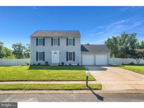 3 Scenic View Dr, Erial, NJ 08081-3006