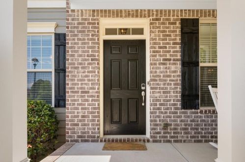 328 Rockmann Ln, Marietta, GA 30064-4677
