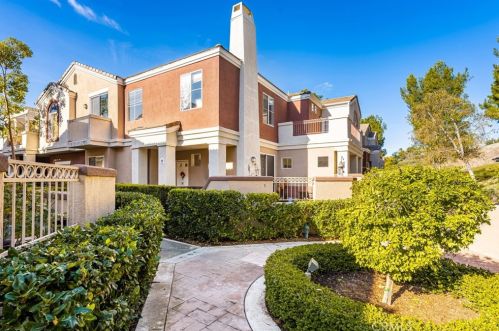 20 Santa Barbara Ct, El Toro, CA 92610-2401