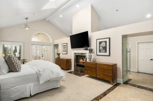 4501 Cerro Vista Dr, Anaheim CA 92807 exterior