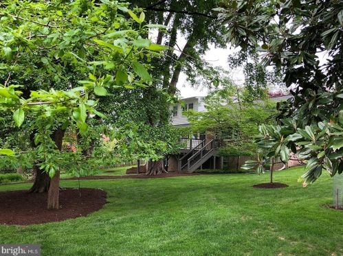 14400 Sandy Rdg Rd, Silver Spring MD 20904-5946 exterior