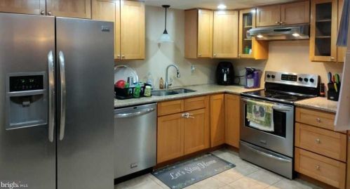 126 Rockland Dr, Willingboro, NJ 08046-4027