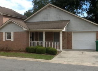 2211 Fairfield Pl, Valdosta, GA 31602-2563