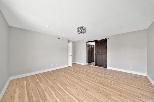 6 Duskywing, Irvine CA  92604-1916 exterior