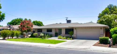 1708 Hillview Dr, Los Banos, CA 93635-4708