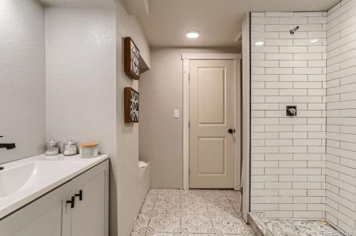 2020 Fenton St, Denver CO  80214-1128 exterior
